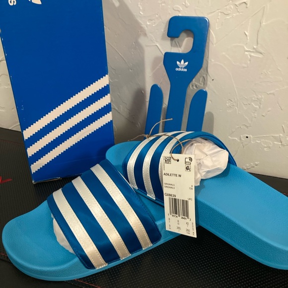 Adidas Blue slides sandal women’s US size 9 - Picture 3 of 7